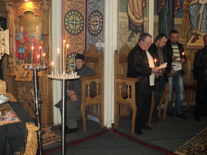 DSC05790 - Diverse slujbe din saptamana patimilor pana la Izvor 2011