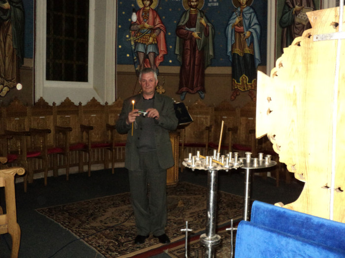 DSC05814 - Diverse slujbe din saptamana patimilor pana la Izvor 2011