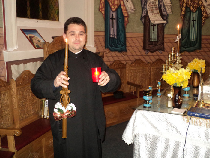 DSC05826 - Diverse slujbe din saptamana patimilor pana la Izvor 2011