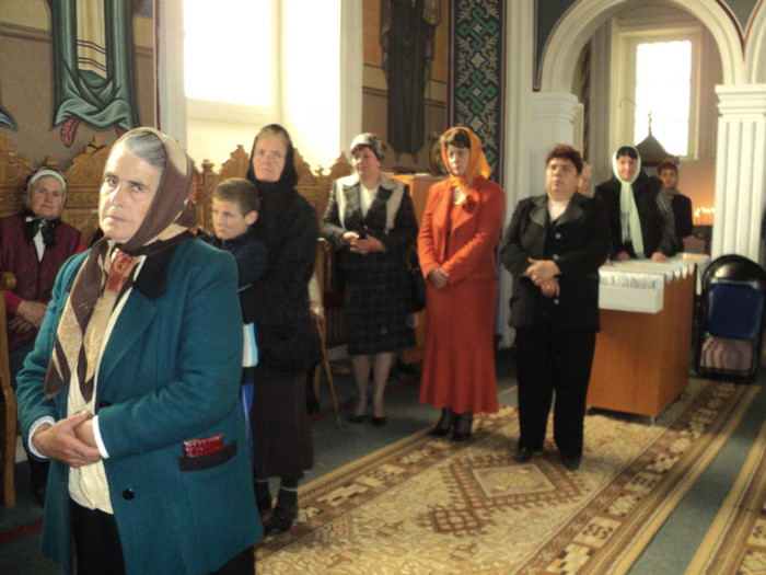 DSC05939 - Diverse slujbe din saptamana patimilor pana la Izvor 2011