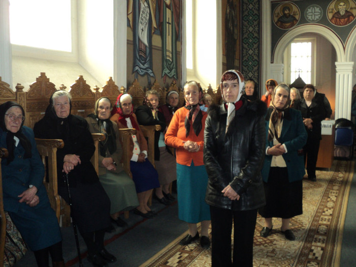 DSC05940 - Diverse slujbe din saptamana patimilor pana la Izvor 2011