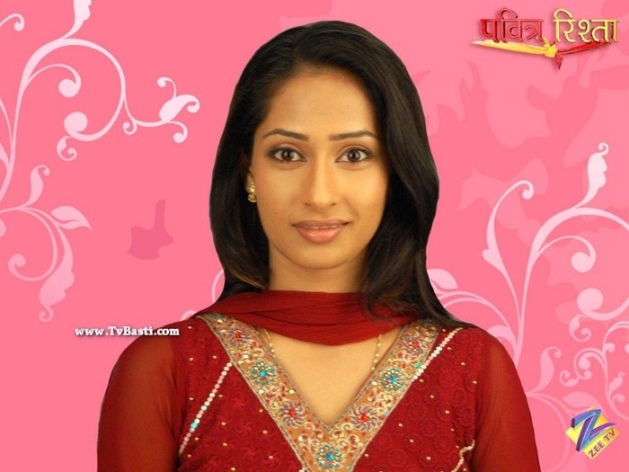 Priya_Marathe_Pavitra_Rishta_zee_tv_drama_wallpaper_download_11