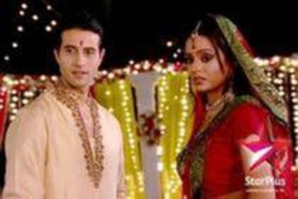 30480648_VYMUTENXT - angini