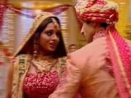 49936580_FXCMVQPQM - angini