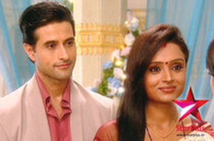 52046078_KDNGUES2 - angini