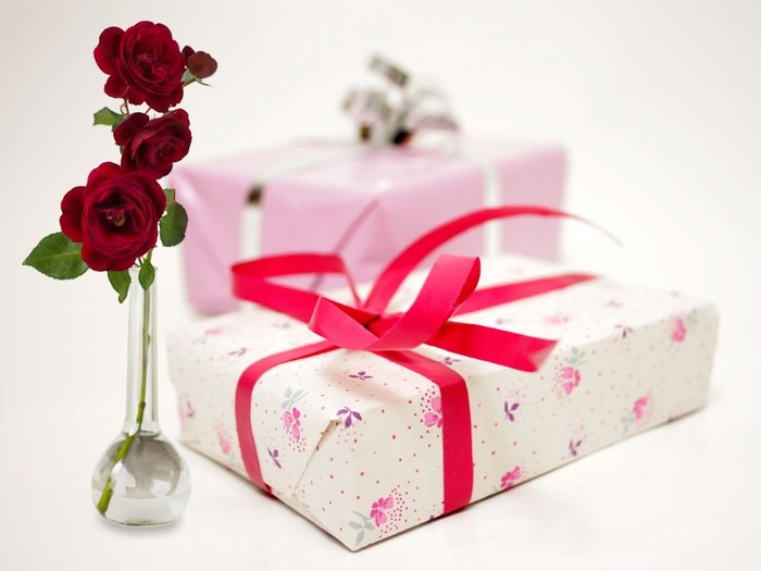 la-multi-ani - trandafiri NOU