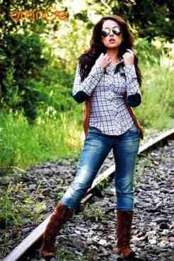 402794_227762947300351_227738653969447_521142_1623841815_n - Sofia Lama Stamatiades