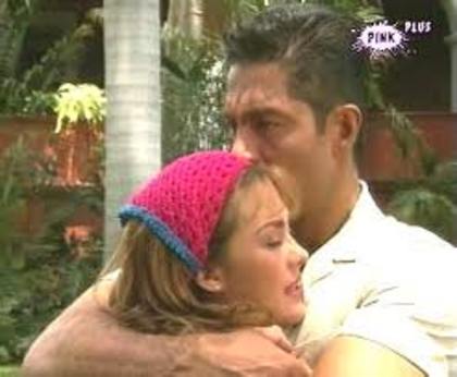 images (11) - Abrazame muy fuerte