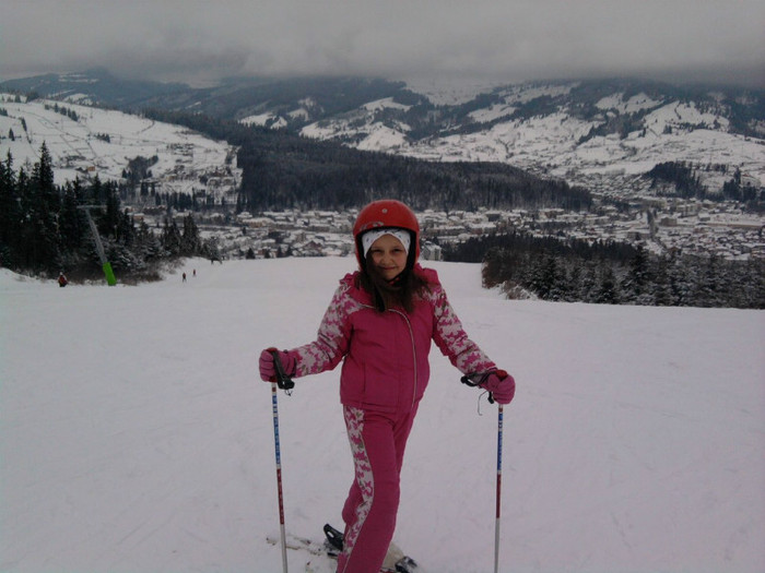 Diana o eleva care a invatat repede tainele skiului.