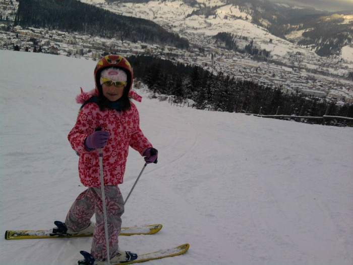 Maria, o alta eleva care promite ca va skia mult mai bine.