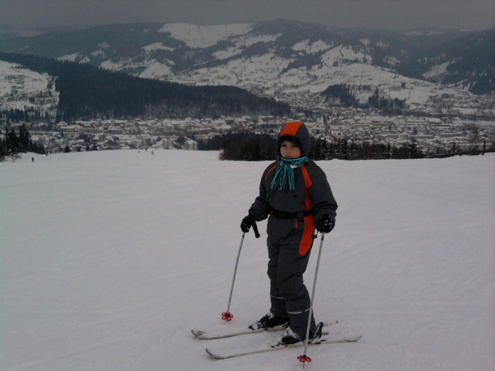 Cezarica, cel care si-a invins frica la a doua ora de ski.