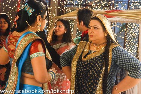 7 (2) - Iss Pyaar Ko Kya Naam Doon - Picture Gallery