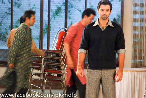 7 (16) - Iss Pyaar Ko Kya Naam Doon - Picture Gallery