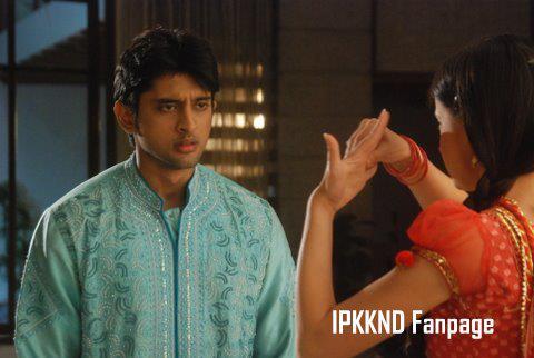 9 - Iss Pyaar Ko Kya Naam Doon - Picture Gallery