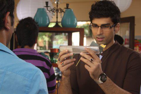 11 (6) - Iss Pyaar Ko Kya Naam Doon - Picture Gallery