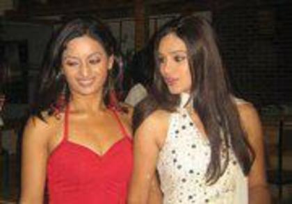 297180_102709016509541_100003113291194_19541_1138762740_n