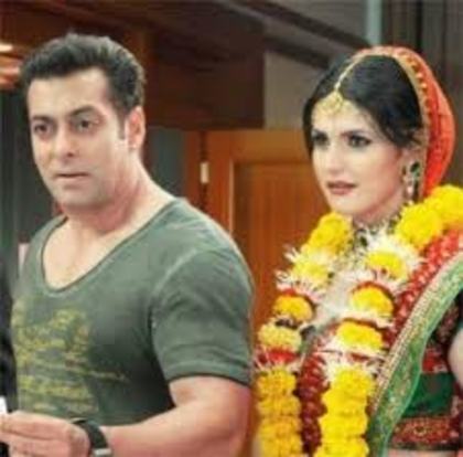 images (14) - Zarine Khan and Salman Khan