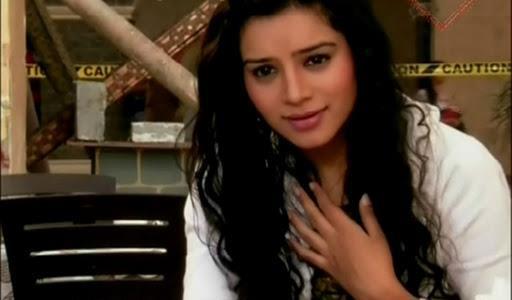 408107_305718026152589_185071281550598_902759_1176246143_n - SUKIRTI KHANDPAL 2