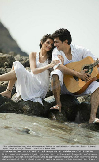 416980_356581261049375_217014545006048_1054182_1429784394_n - SUKIRTI KHANDPAL 2