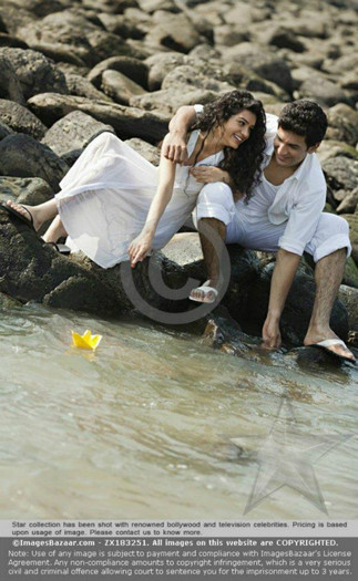 423155_356581314382703_217014545006048_1054184_1995513052_n - SUKIRTI KHANDPAL 2