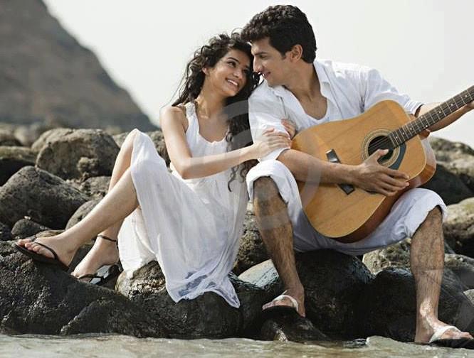 424520_355890544451780_217014545006048_1051746_840107437_n - SUKIRTI KHANDPAL 2