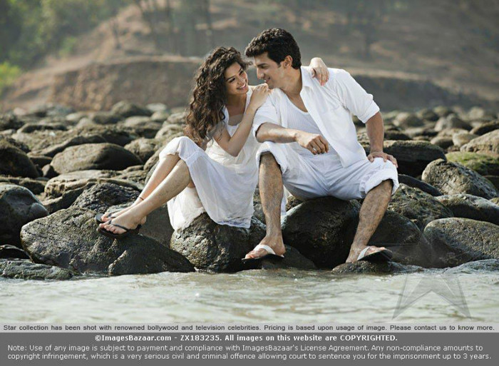 428634_356581621049339_217014545006048_1054195_546930100_n - SUKIRTI KHANDPAL 2