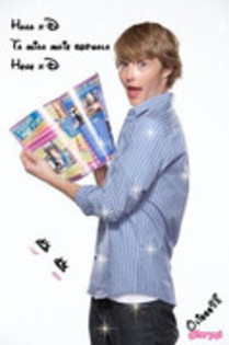 Te provok sa ei aceste reviste si sa tipi ,,Aaa Justin Bieber'' sau genu de asta!:)) - xSez1-Eps2x