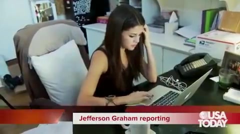 Talking Your Tech  - Selena Gomez interview 2012_2 033