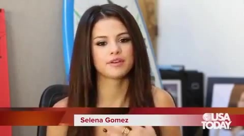 Talking Your Tech  - Selena Gomez interview 2012_2 114