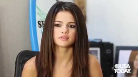 Talking Your Tech  - Selena Gomez interview 2012_2 256 - Talking Your Tech  - Selena Gomez interview