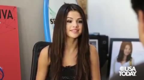 Talking Your Tech  - Selena Gomez interview 2012_2 478