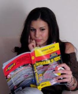 ce faci? iesim pe afara?