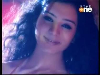 294122_289222204422134_225451567465865_1181502_1464373577_n - SUKIRTI KHANDPAL 2