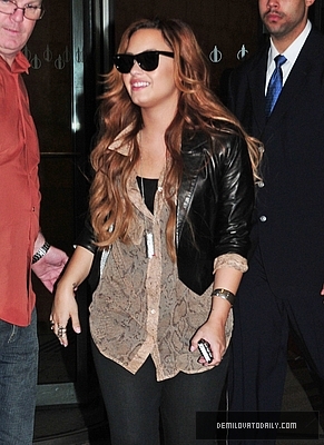 Demi (9) - Demitzu - 08 03 2012 - Arrives back at her hotel in New York City