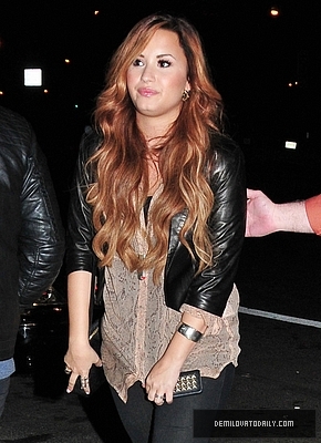 Demi (1) - Demitzu - 08 03 2012 - Heads to an office building in New York City