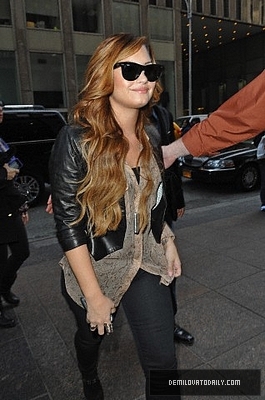 Demi (3) - Demitzu - 08 03 2012 - Arrives at the Conde Nast Building in New York City