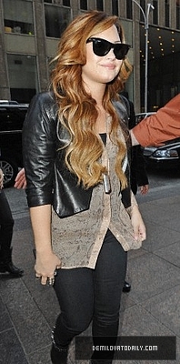 Demi (5) - Demitzu - 08 03 2012 - Arrives at the Conde Nast Building in New York City