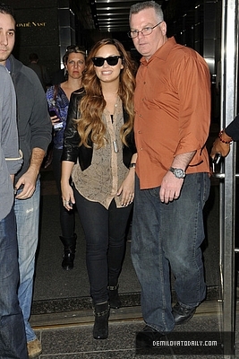 Demi (16) - Demitzu - 08 03 2012 - Arrives at the Conde Nast Building in New York City