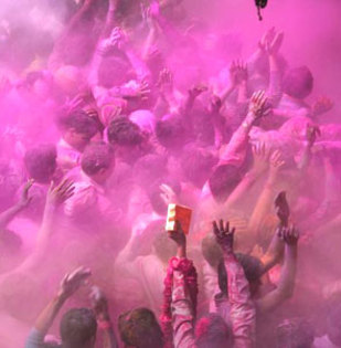 crowd - Happy holi