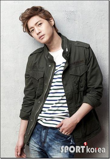 431334_314003751991168_109183462473199_871856_1377214815_n - Kim Hyun Joong Media Photos by SPORTkorea