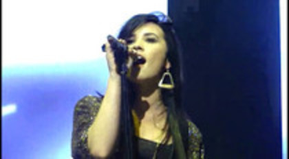 You Got Nothing On Me Demi Lovato Concert For Hope (11)