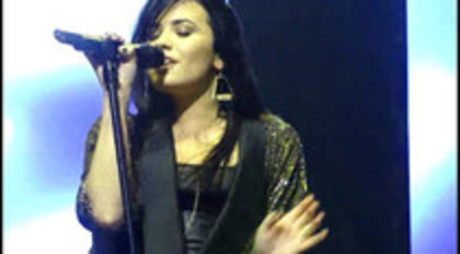 You Got Nothing On Me Demi Lovato Concert For Hope (14)
