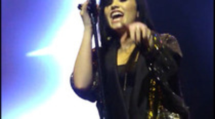 You Got Nothing On Me Demi Lovato Concert For Hope (27)