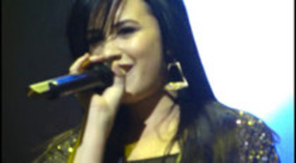 You Got Nothing On Me Demi Lovato Concert For Hope (140)