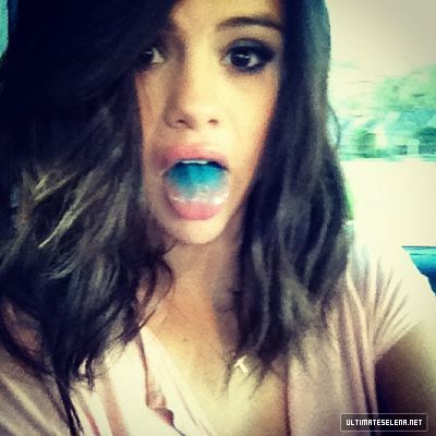 normal_usn-intagram-03-mar-2012