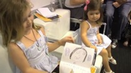 Demi Birthday Cambio 2010 (231)