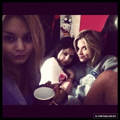 normal_usn-instagram-6mar-2012_28229