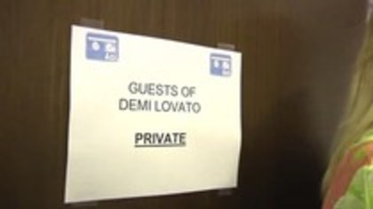 Demi Birthday Cambio 2010 (422)