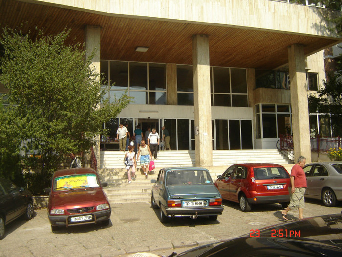 la hotel Dacia