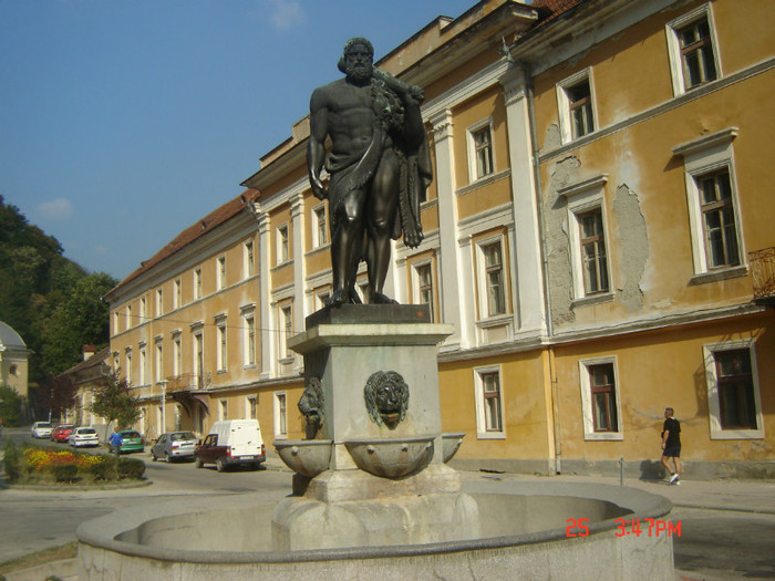 statuia lui Hercules 1